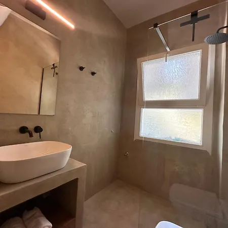 The Delta Apartament